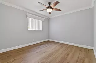 1615 Shirley Ct, Lantana, FL 33462 - Photo 18