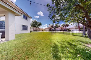8586 White Cay, West Palm Beach, FL 33411 - Photo 16