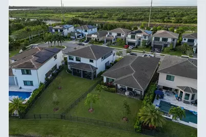 10930 Oceano Way, Parkland, FL 33076 - Photo 18