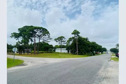186 Melton Drive, Fort Pierce, FL 34982 - Photo 2