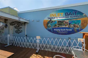 927 N US Hwy 1, Fort Pierce, FL - Photo 1