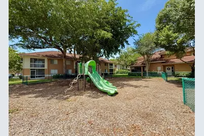 796 NW 91st Terrace, Plantation, FL 33324 - Photo 28