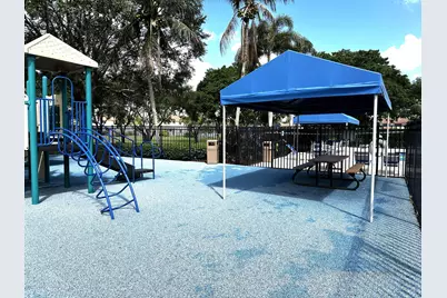 978 Greenwood Road, Weston, FL 33327 - Photo 70