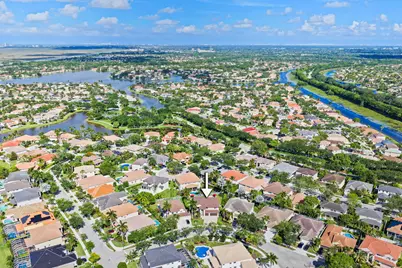 978 Greenwood Road #978, Weston, FL 33327 - Photo 4