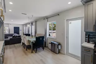 836 NE 17th Terrace, Fort Lauderdale, FL 33304 - Photo 8