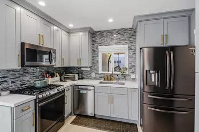 836 NE 17th Terrace, Fort Lauderdale, FL 33304 - Photo 2