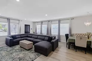 836 NE 17th Terrace, Fort Lauderdale, FL 33304 - Photo 12