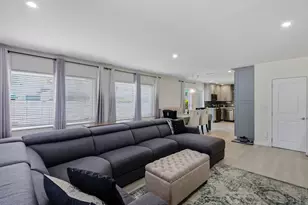 836 NE 17th Terrace, Fort Lauderdale, FL 33304 - Photo 12