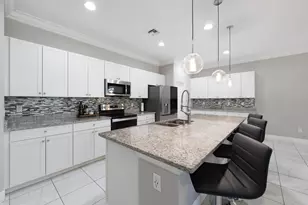 1600 NW Vivanco St, Port Saint Lucie, FL 34986 - Photo 12