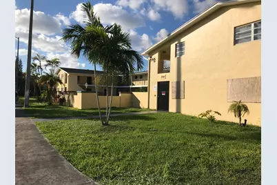 2285 NE 172nd Street #12, North Miami Beach, FL 33160 - Photo 14