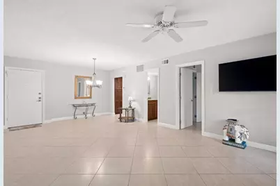 1940 NE 2nd Avenue #101j, Wilton Manors, FL 33305 - Photo 4