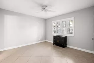 1940 NE 2nd Ave, Wilton Manors, FL 33305 - Photo 14