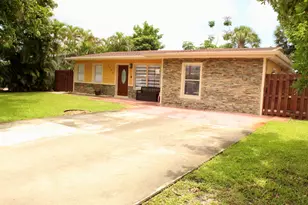 1558 NE 30th St, Pompano Beach, FL 33064 - Photo 2
