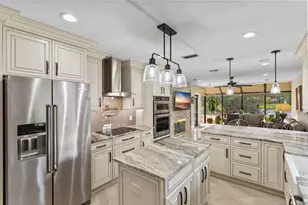 8540 N Lake Dasha Dr, Plantation, FL 33324 - Photo 38