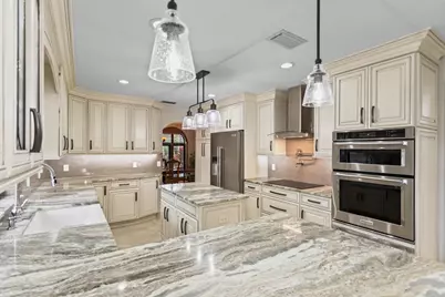 8540 N Lake Dasha Drive, Plantation, FL 33324 - Photo 36