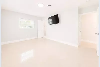 1200 NW 76th Avenue, Hollywood, FL 33024 - Photo 10