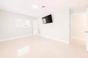 1200 NW 76th Ave, Hollywood, FL 33024 - Photo 10
