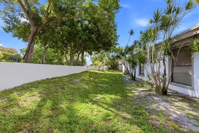 6670 Canary Palm Circle, Boca Raton, FL 33433 - Photo 22