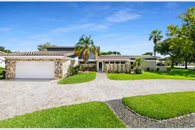 10751 NW 43rd Court, Coral Springs, FL 33065 - Photo 12