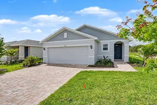 9597 Venetian Sq, Vero Beach, FL 32966 - Photo 1