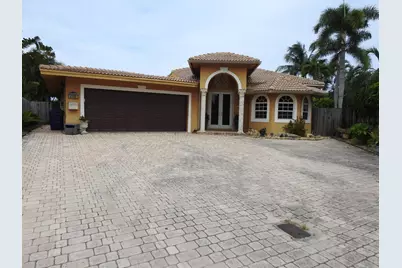 2108 NE 22nd Street, Wilton Manors, FL 33305 - Photo 20