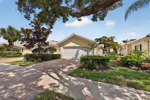 8522 SE Retreat Dr, Hobe Sound, FL 33455 - Photo 4