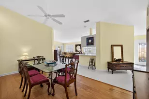 8522 SE Retreat Dr, Hobe Sound, FL 33455 - Photo 12