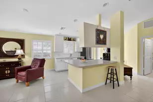 8522 SE Retreat Dr, Hobe Sound, FL 33455 - Photo 14