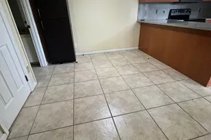730 NW 98th Cir, Plantation, FL 33324 - Photo 4
