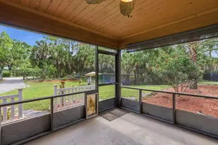 16888 Hialeah Dr W, The Acreage, FL 33470 - Photo 38