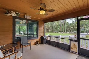 16888 Hialeah Dr W, The Acreage, FL 33470 - Photo 6