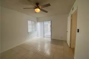 191 Wimbledon Lake Dr, Plantation, FL 33324 - Photo 12