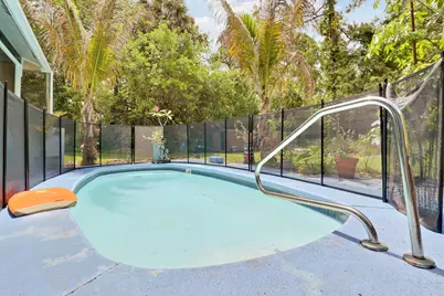 17146 79th Court N, The Acreage, FL 33470 - Photo 22