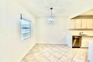 1047 Exeter C, Boca Raton, FL 33434 - Photo 6