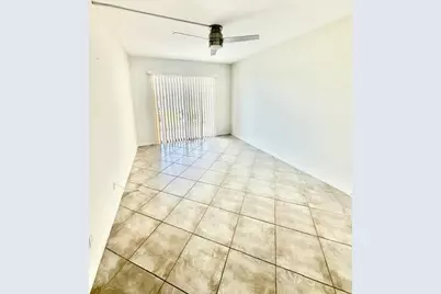 1047 Exeter C, Boca Raton, FL 33434 - Photo 10