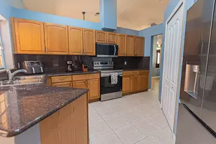 1193 SW Live Oak Cove, Port Saint Lucie, FL 34986 - Photo 4