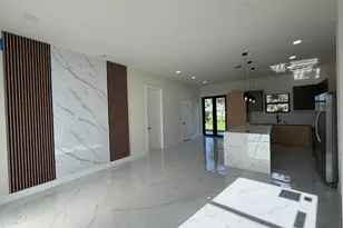 515 Kingsbury Ln, Lehigh Acres, FL 33974 - Photo 2