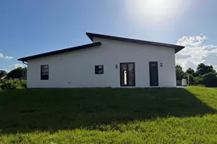 515 Kingsbury Ln, Lehigh Acres, FL 33974 - Photo 22