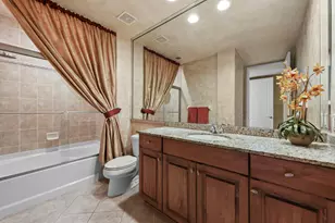 347 N New River Dr E, Fort Lauderdale, FL 33301 - Photo 28
