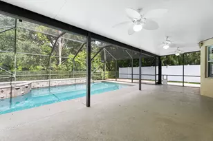 126 Hidden Hollow Dr, Palm Beach Gardens, FL 33418 - Photo 40