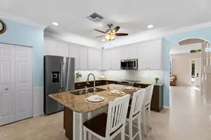 126 Hidden Hollow Dr, Palm Beach Gardens, FL 33418 - Photo 10