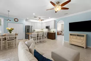 126 Hidden Hollow Dr, Palm Beach Gardens, FL 33418 - Photo 8