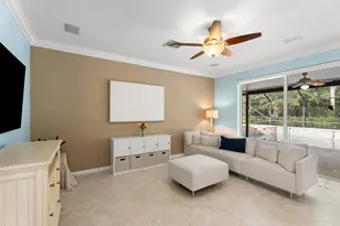 126 Hidden Hollow Dr, Palm Beach Gardens, FL 33418 - Photo 6