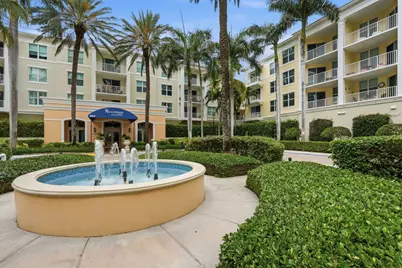 802 W Windward Way #304, Lantana, FL 33462 - Photo 2