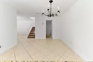 825 Center St, Jupiter, FL 33458 - Photo 8