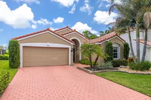 6948 SE Twin Oaks Cir, Stuart, FL 34997 - Photo 2