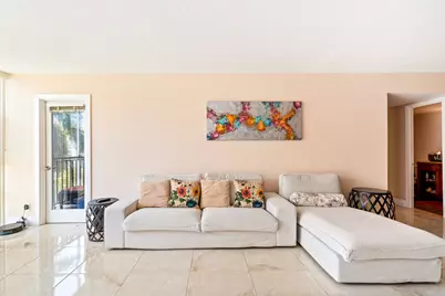 2000 Atlantic Shores Boulevard #410, Hallandale Beach, FL 33009 - Photo 18