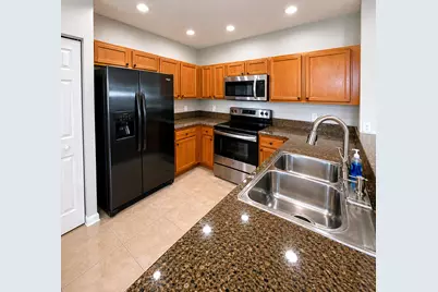 9064 Plymouth Place #9064, Tamarac, FL 33321 - Photo 10