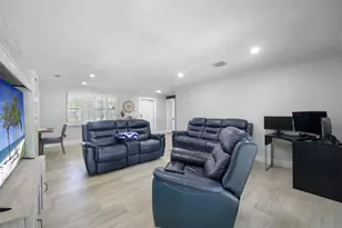 6850 NW 7th St, Plantation, FL 33317 - Photo 2