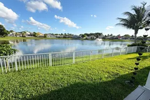 109 Derby Ln, Royal Palm Beach, FL 33411 - Photo 16